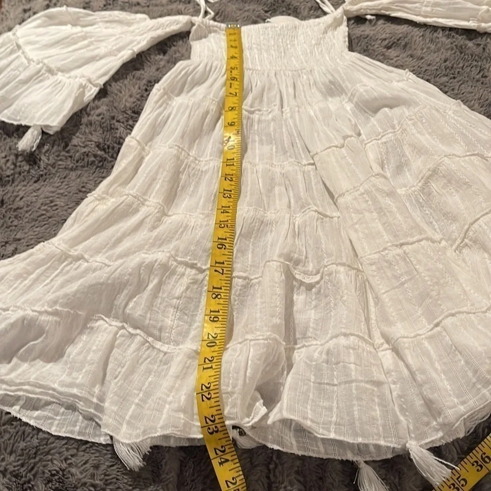 NWT  last chance. Donating in 3 dayslGiacomo Cinque ⭐️white dress